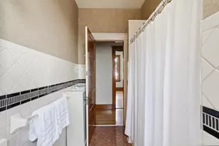 548 Howell Ave, Cincinnati, OH 45220 - Photo 34
