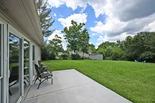 1102 Heatherstone Way, Miami Township, OH 45150 - Photo 38