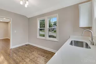 253 Ohio Ave, Reading, OH 45215 - Photo 12