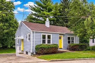 253 Ohio Ave, Reading, OH 45215 - Photo 2