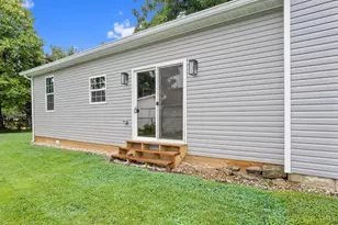 300 Blair Ave, Pleasant Township, OH 45121 - Photo 6