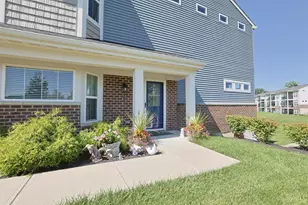 4362 Waters Edge Ln, Turtle Creek Township, OH 45036 - Photo 2