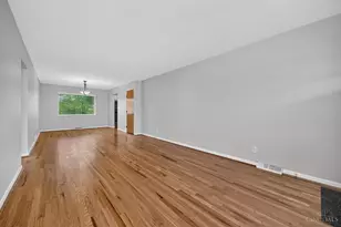 5341 Carefree Ct, Delhi Township, OH 45238 - Photo 4