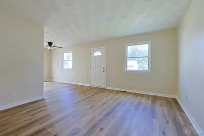 708 E Main Street, Blanchester, OH 45107 - Photo 4