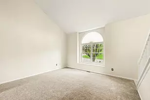 1000 Lofton Dr, Englewood, OH 45315 - Photo 6