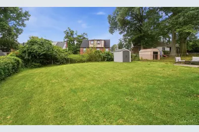 5577 Raceview Avenue, Cincinnati, OH 45248 - Photo 32