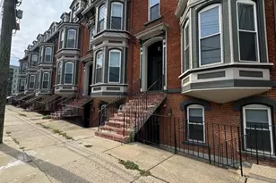 112 E McMillan St, Cincinnati, OH 45219 - Photo 2