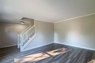 8212 Chestnut Hill Ct, West Chester, OH 45069 - Photo 10