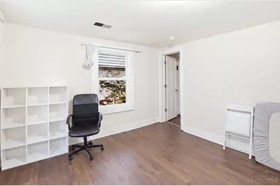 760 Straight Street, Cincinnati, OH 45214 - Photo 14