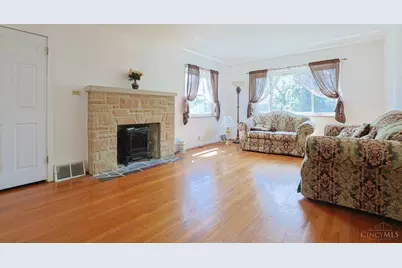 2312 Compton Road, Cincinnati, OH 45231 - Photo 6