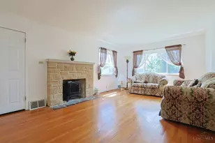 2312 Compton Rd, Cincinnati, OH 45231 - Photo 6
