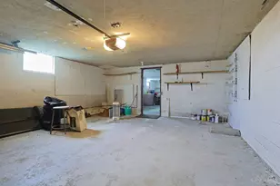 2312 Compton Rd, Cincinnati, OH 45231 - Photo 24