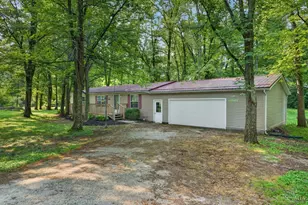 53 Maple St, Martinsville, OH 45146 - Photo 1