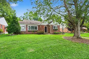 2668 Bonnie Dr, Cincinnati, OH 45230 - Photo 1