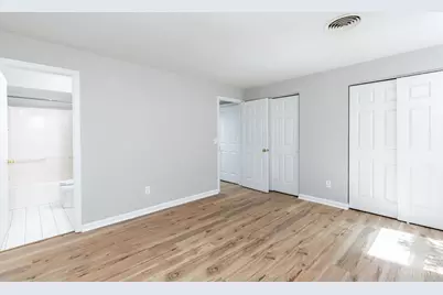 3825 Petoskey Avenue #21, Mariemont, OH 45227 - Photo 12
