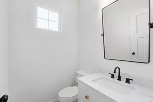 5814 Montgomery Rd, Cincinnati, OH 45212 - Photo 20