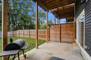 5814 Montgomery Rd, Cincinnati, OH 45212 - Photo 8