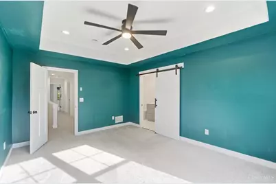 5814 Montgomery Road, Cincinnati, OH 45212 - Photo 38