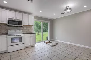 3382 Valleywood Dr, Kettering, OH 45429 - Photo 8