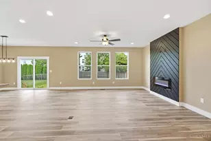 1006 Harrogate Ct, Forest Park, OH 45240 - Photo 10