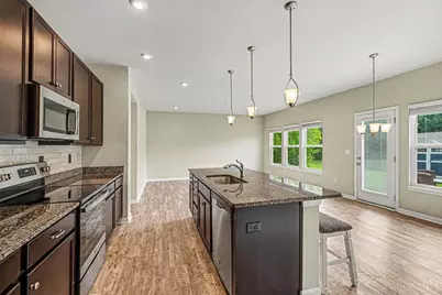 1519 Eagle Boulevard, Hamilton Township, OH 45039 - Photo 8