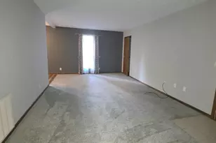2050 Sunset Dr, Hamilton, OH 45013 - Photo 4