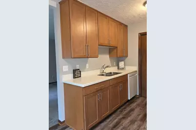 2050 Sunset Drive, Hamilton, OH 45013 - Photo 10