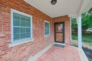 2003 Crane Ave, Cincinnati, OH 45207 - Photo 2