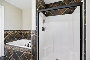 330 Deep Woods Ct, Carlisle, OH 45005 - Photo 22