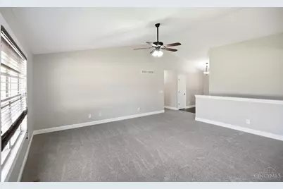 330 Deep Woods Court, Carlisle, OH 45005 - Photo 8