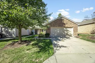 35 Evergreen Cir, Wyoming, OH 45215 - Photo 2