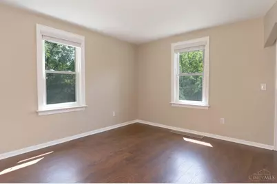 5506 Hubble Road, Colerain Township, OH 45247 - Photo 4