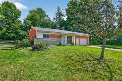 1502 Robinway Drive, Anderson Township, OH 45230 - Photo 2