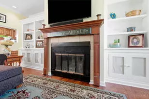 1428 E Social Row Rd, Washington Twp, OH 45458 - Photo 6