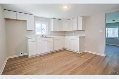 239 Cedar Street, Franklin, OH 45005 - Photo 8