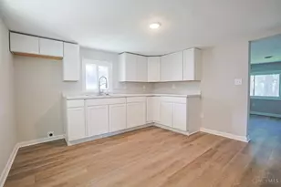 239 Cedar St, Franklin, OH 45005 - Photo 8