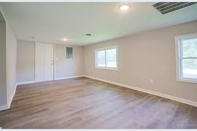 239 Cedar Street, Franklin, OH 45005 - Photo 6