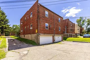7119 Eastlawn Dr, Cincinnati, OH 45237 - Photo 4
