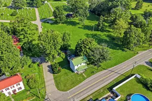 1920 Main St, Goshen, OH 45122 - Photo 2