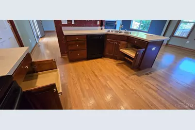 670 Orient Way, Hamilton, OH 45013 - Photo 40