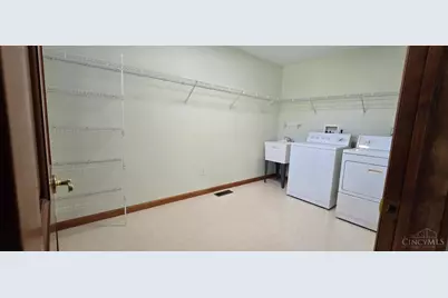 670 Orient Way, Hamilton, OH 45013 - Photo 44