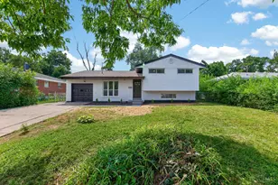 11475 Fiesta Ct, Forest Park, OH 45240 - Photo 2