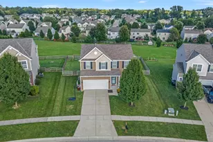 2075 Prairie Clover Dr, Turtle Creek Township, OH 45036 - Photo 8