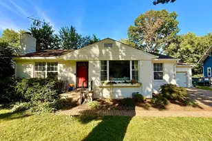 1530 Maple Ave, Wyoming, OH 45215 - Photo 2