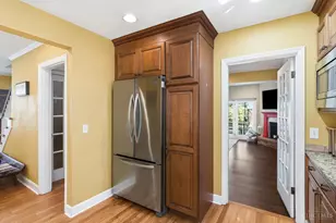 7050 Mt Vernon Ave, Mariemont, OH 45227 - Photo 14