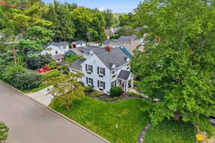 7050 Mt Vernon Ave, Mariemont, OH 45227 - Photo 2