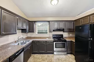 3725 Lacy Ct, Middletown, OH 45044 - Photo 6