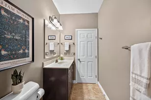 7109 Woodberry Dr, Fairfield Township, OH 45011 - Photo 40