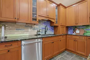 400 Pike St, Cincinnati, OH 45202 - Photo 36