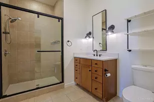 400 Pike St, Cincinnati, OH 45202 - Photo 22